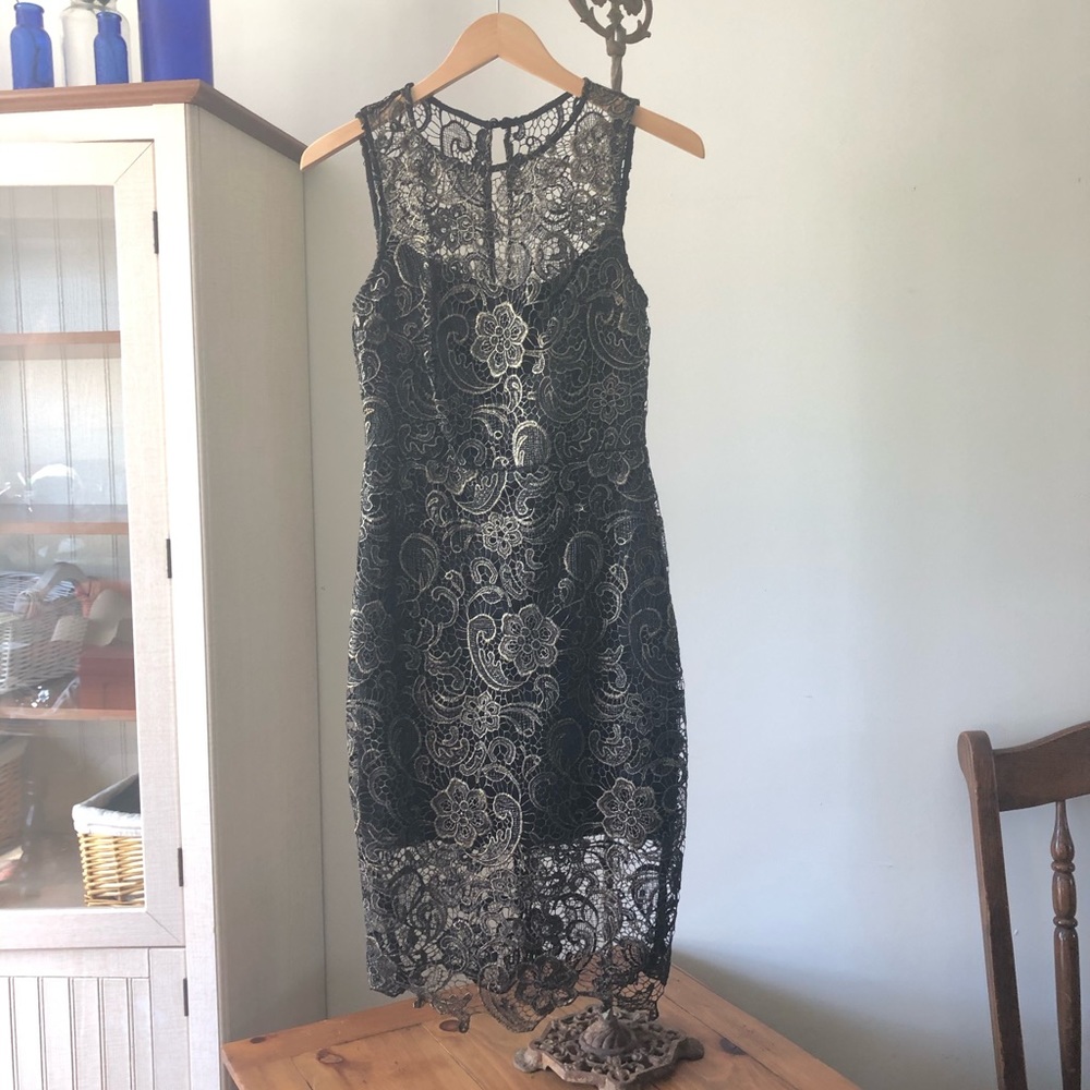 Bisou bisou black & gold lace overlay dress Sz. 6
